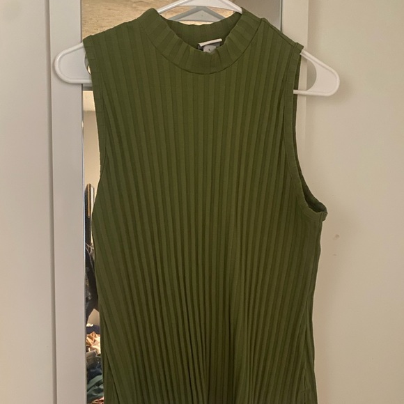 A New Day Green Top - Picture 3 of 3